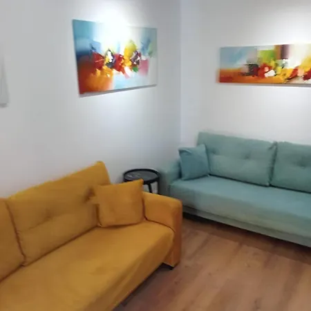 Cozy Sea Escape Qerreti Apartment Golem (Tirana)